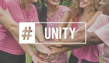 kadınların elleri yığını yapma