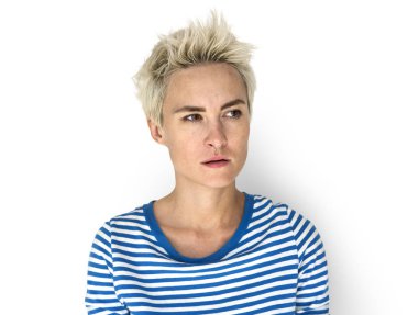 Sarışın kadın rahatsız 