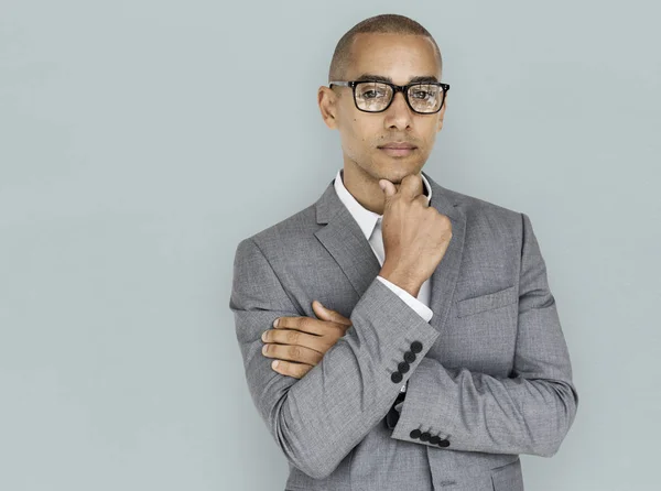 Knappe jonge zakenman in brillen — Stockfoto