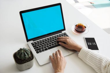 Çalışma alanı tablosu dizüstü bilgisayar