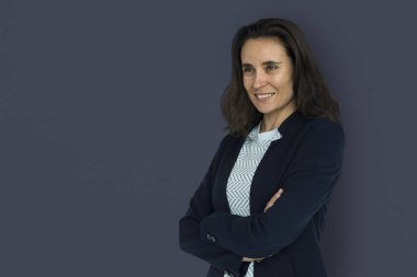 Kafkas Kadın kılığında