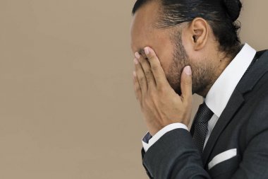 Studio yorgun işadamı