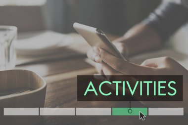 Akıllı telefon kullanan kişi