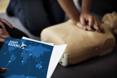 İnsanlar üzerinde Cpr ilk yardım eğitimi
