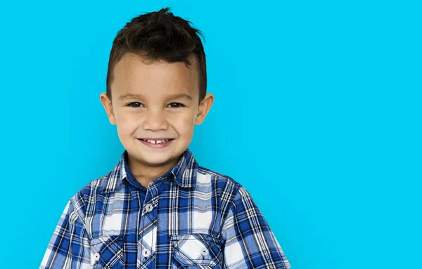 Schattige lachende jongen — Stockfoto