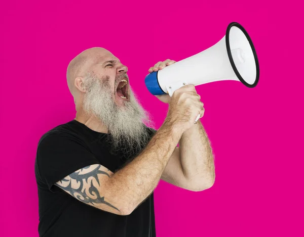 Hombre gritando en megáfono —  Fotos de Stock