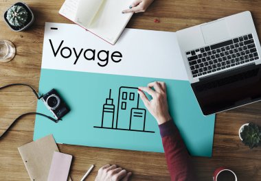 Yaratıcı insanlar masada çalışma