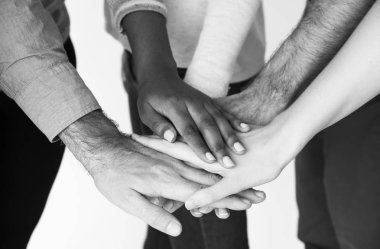 eller bahis miktarina insanlar