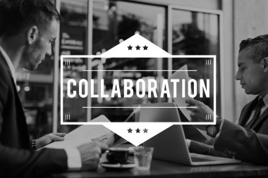 iki işadamı Gazeteler okuma