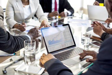 iş adamları toplantısı 