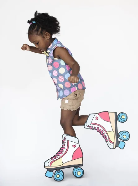 Menina africana com rolos — Fotografia de Stock