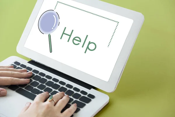 Woman typing on laptop keyboard — Stock Photo, Image