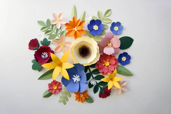 Kwiaty z papieru ręcznie robione — Zdjęcie stockowe