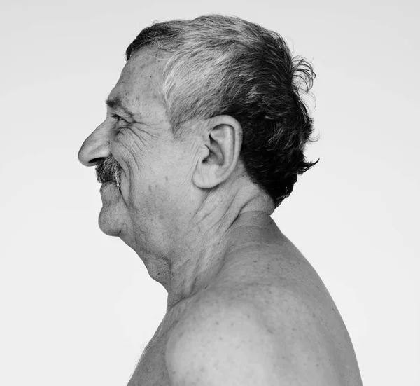 Профиль пожилого человека — стоковое фото