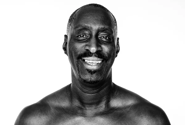 Oudere man van Afrikaanse afkomst — Stockfoto