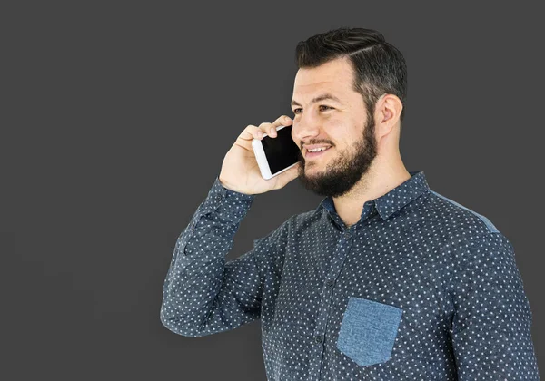 Homem falando no smartphone — Fotografia de Stock