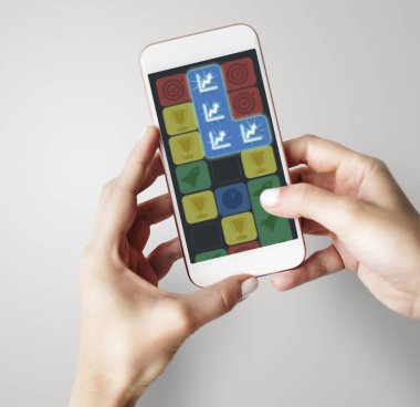 Cep telefonu holding insan eller