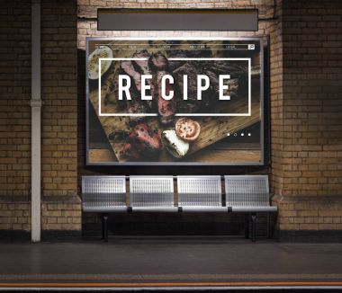 Metro istasyonunda gösterilen reklam banner