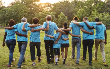insanlar volunteen savaş silahları çevrede ile