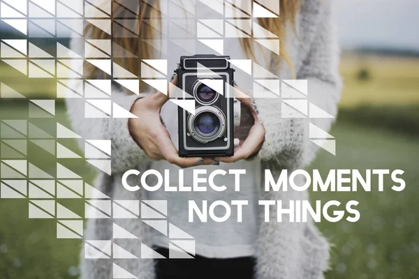 Woman with vintage camera — Stock Photo, Image