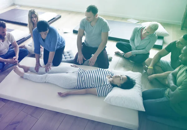 People having massage training — Stock Photo, Image