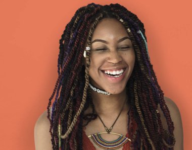 Stüdyoda Afrikalı kadın