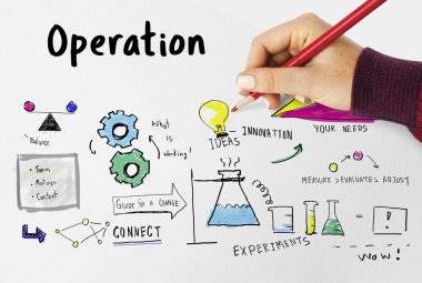 kişi kalem ile metin yazma