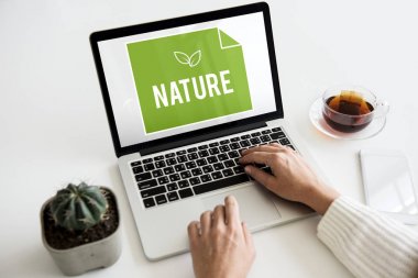 Çalışma alanı tablosu dizüstü bilgisayar