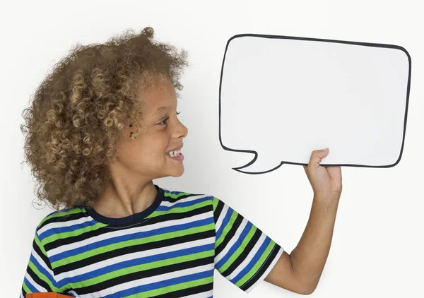 Ragazzo tenendo discorso bolla — Foto Stock