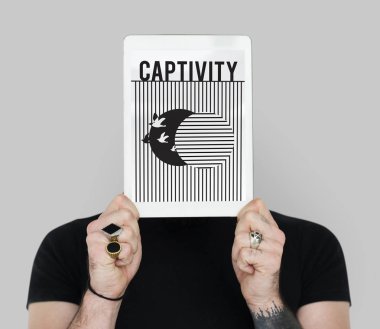 Dijital tablet kapsayan yüz