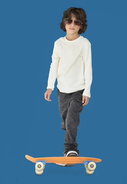 Adorable Boy Skateboarding — Stock Photo, Image