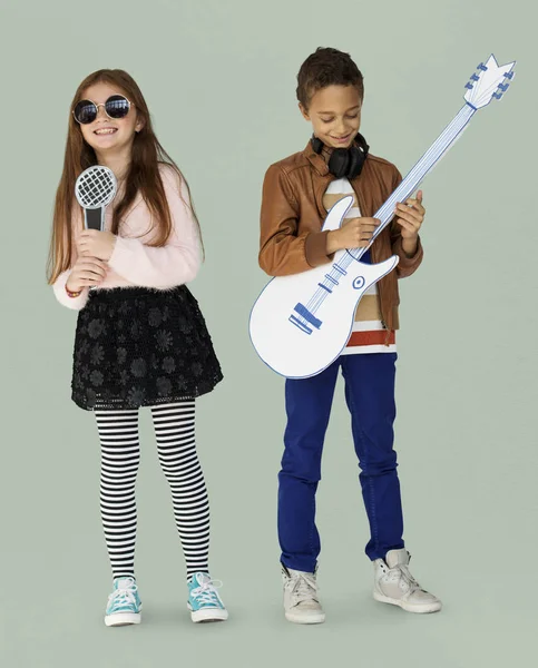 Niños Músicos Cantante y guitarrista — Foto de Stock