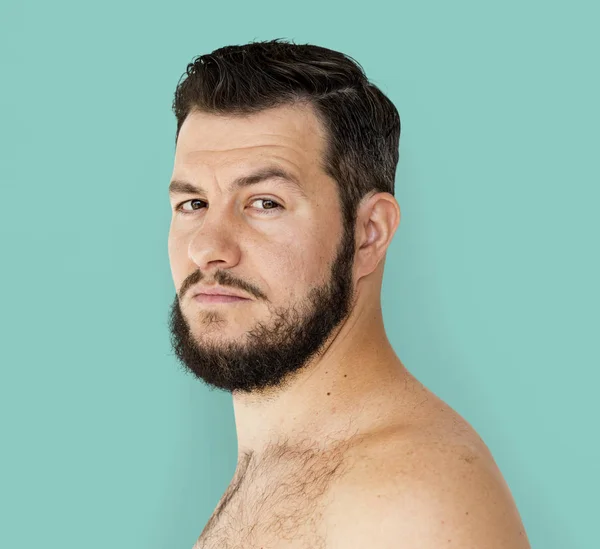 Бородатий чоловік з голими плечима — стокове фото
