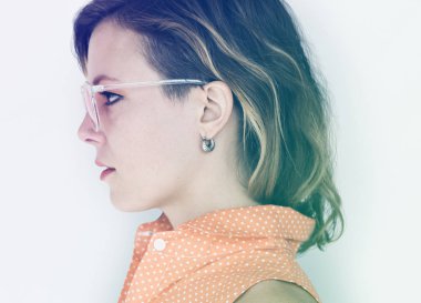 Stüdyoda kadın portresi