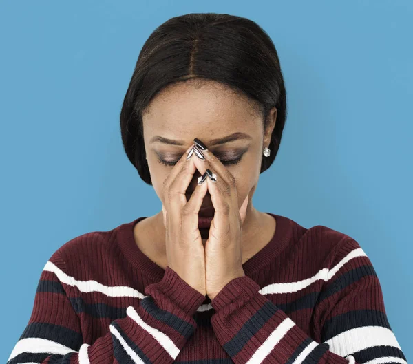 Ernstige jonge vrouw — Stockfoto