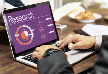 klavyede yazarak işadamı