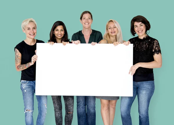 Donne con banner in bianco — Foto Stock