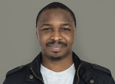 Afrikalı erkek gülümseyen