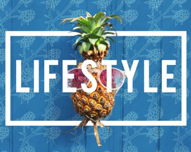 İlke ve pembe güneş gözlüğü