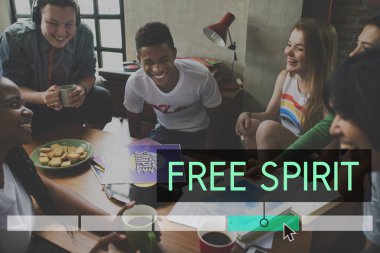 kafede oturan çok ırklı arkadaşlar