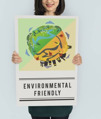 genç bir kadın tutarak afiş.