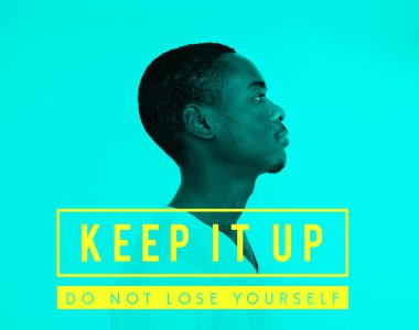 stüdyoda Afrikalı-Amerikalı adam portresi