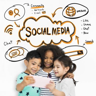 Çocuk selfie için poz