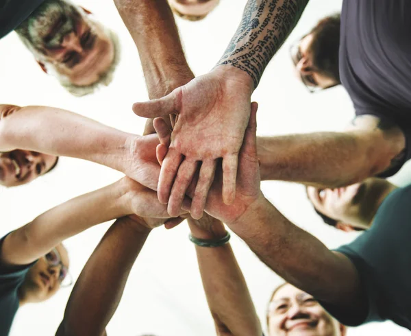 Grupo de personas diversas — Foto de Stock