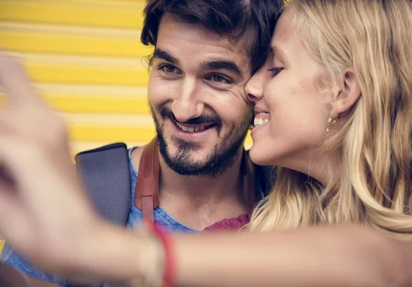 Feliz pareja enamorada —  Fotos de Stock