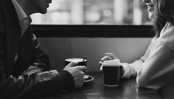 Paar hat Date im Café — Stockfoto