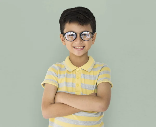 Junge mit Brille — Stockfoto