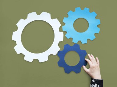 İnsan eli ve Dişliler