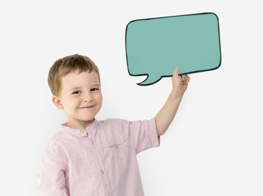 Küçük çocuk kopya boşluk bulut holding