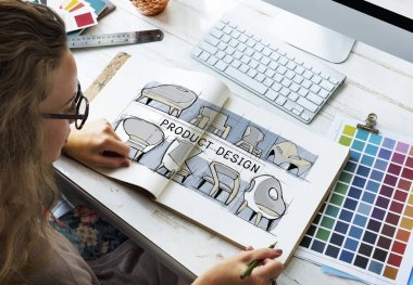 albümde çizim Tasarımcısı